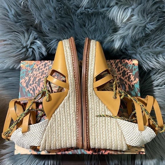 Ulla Johnson Concha Twisted Rope Espadrille Wedges in Chamomile Sz 41 - Picture 15 of 17